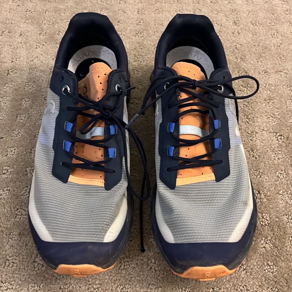 On Running Cloud Vista trail running shoe